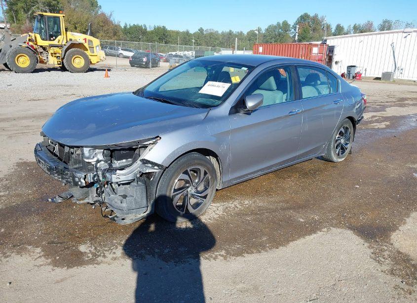 Photo 2 of 2017 Honda Accord LX (VIN 1HGCR2F35HA077583)