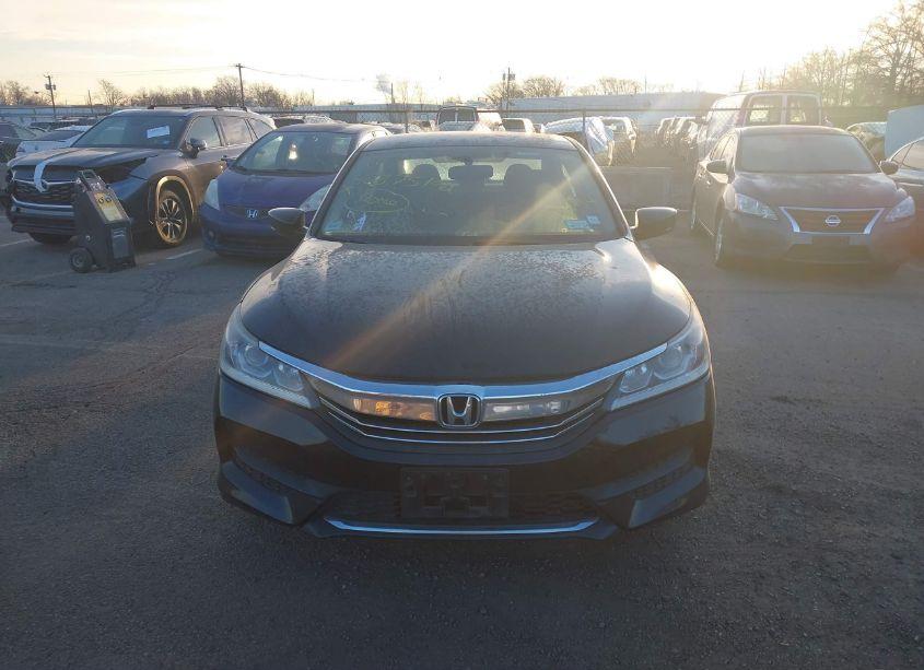 Photo 12 of 2017 Honda Accord LX (VIN 1HGCR2F35HA080466)