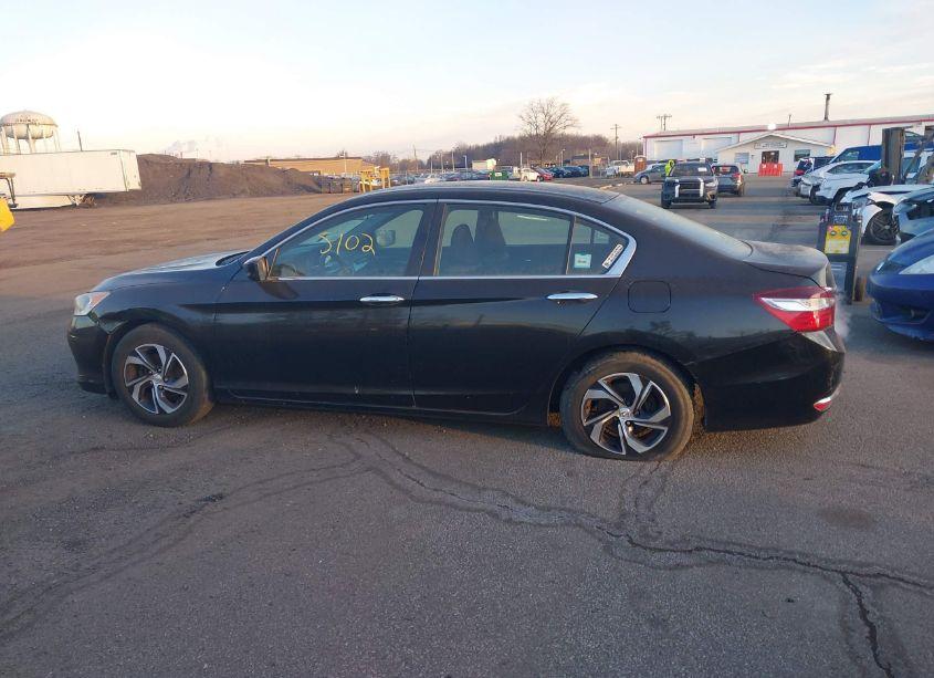 Photo 14 of 2017 Honda Accord LX (VIN 1HGCR2F35HA080466)