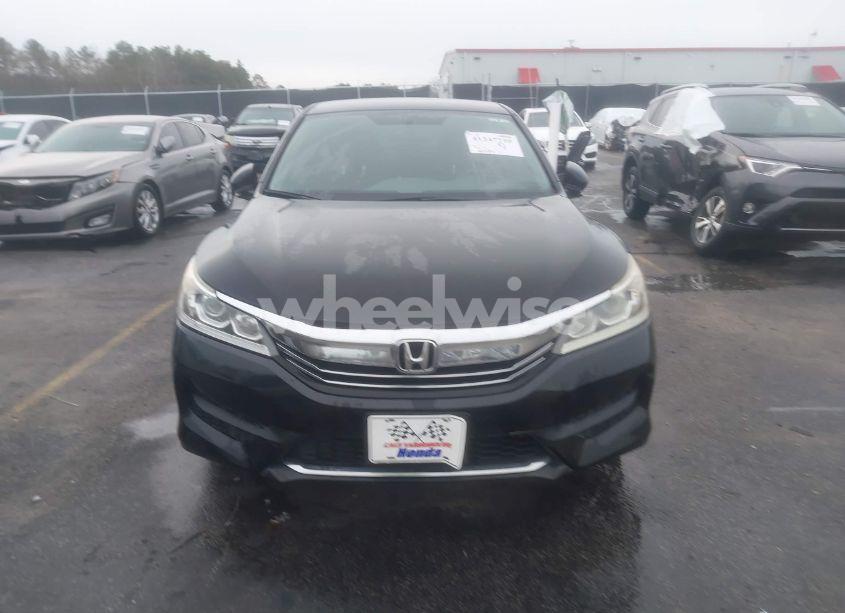Photo 12 of 2017 Honda Accord LX (VIN 1HGCR2F35HA106063)