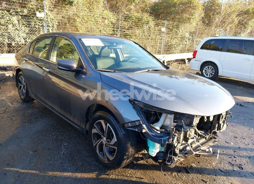 2017 Honda Accord LX (VIN 1HGCR2F35HA177277) main photo