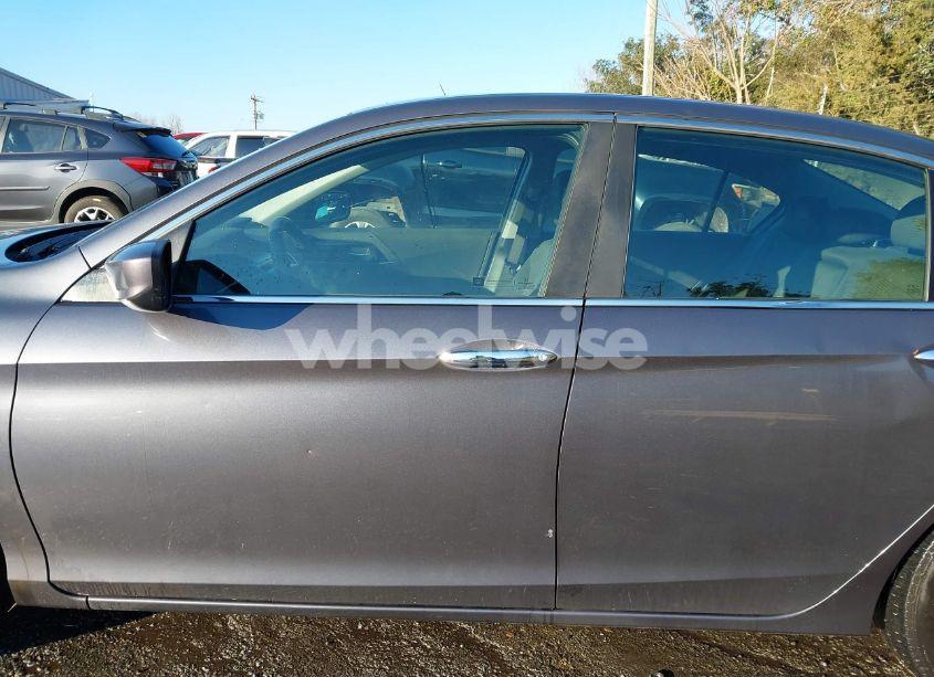 Photo 14 of 2017 Honda Accord LX (VIN 1HGCR2F35HA177277)