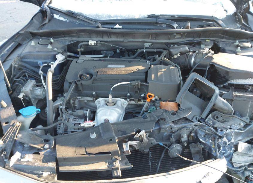 Photo 10 of 2017 Honda Accord LX (VIN 1HGCR2F35HA187128)