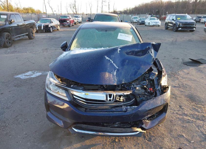 Photo 12 of 2017 Honda Accord LX (VIN 1HGCR2F35HA187128)