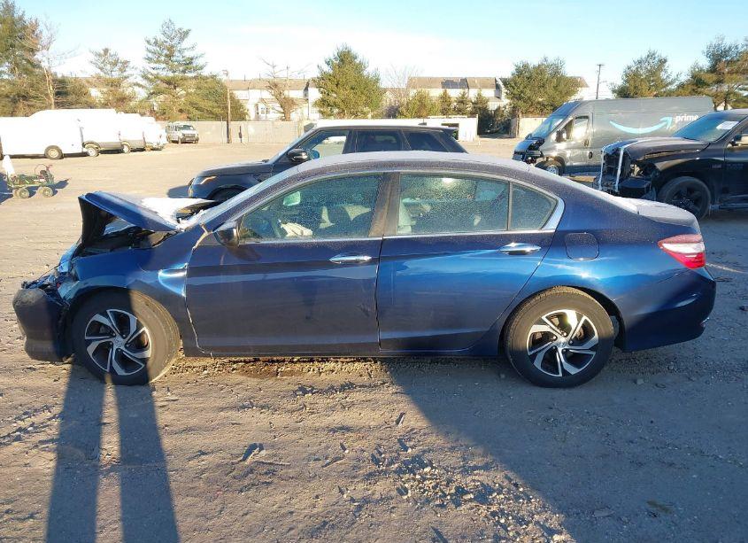 Photo 14 of 2017 Honda Accord LX (VIN 1HGCR2F35HA187128)