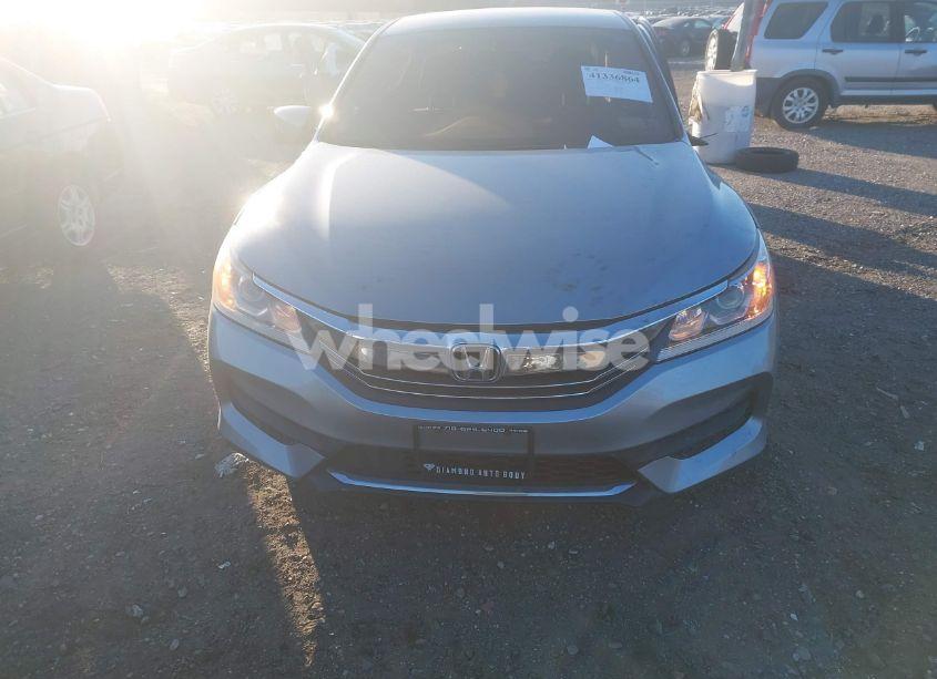 Photo 12 of 2017 Honda Accord LX (VIN 1HGCR2F35HA234707)