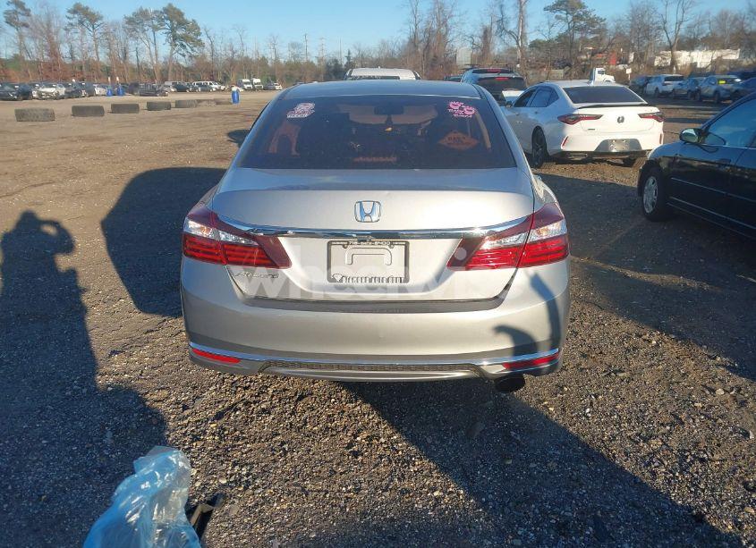 Photo 16 of 2017 Honda Accord LX (VIN 1HGCR2F35HA234707)
