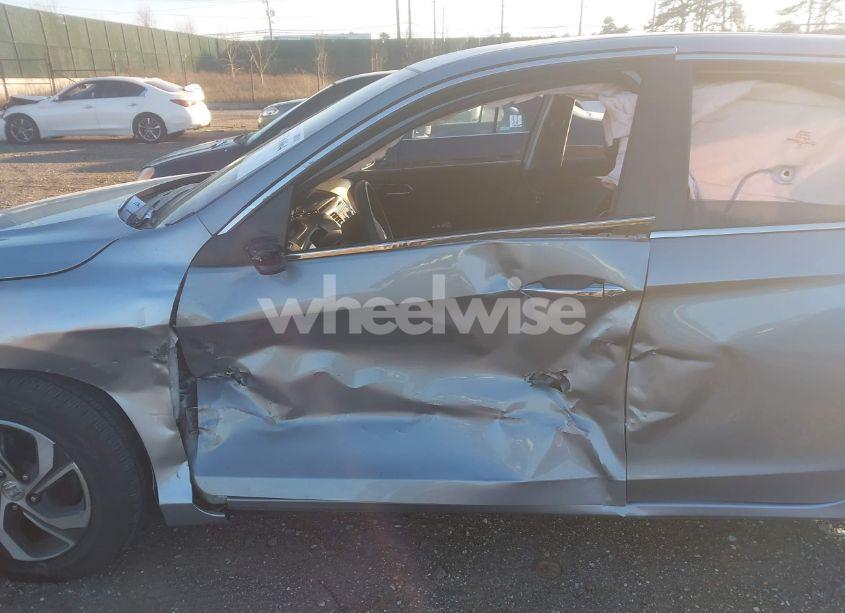 Photo 6 of 2017 Honda Accord LX (VIN 1HGCR2F35HA234707)