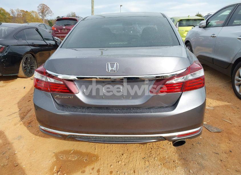 Photo 17 of 2017 Honda Accord LX (VIN 1HGCR2F35HA249708)