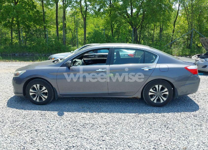 Photo 14 of 2013 Honda Accord LX (VIN 1HGCR2F36DA012882)