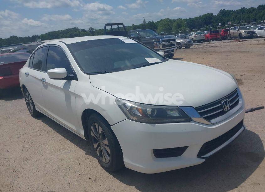 2013 Honda Accord LX (VIN 1HGCR2F36DA055425) main photo
