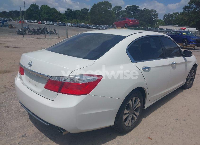 Photo 4 of 2013 Honda Accord LX (VIN 1HGCR2F36DA055425)