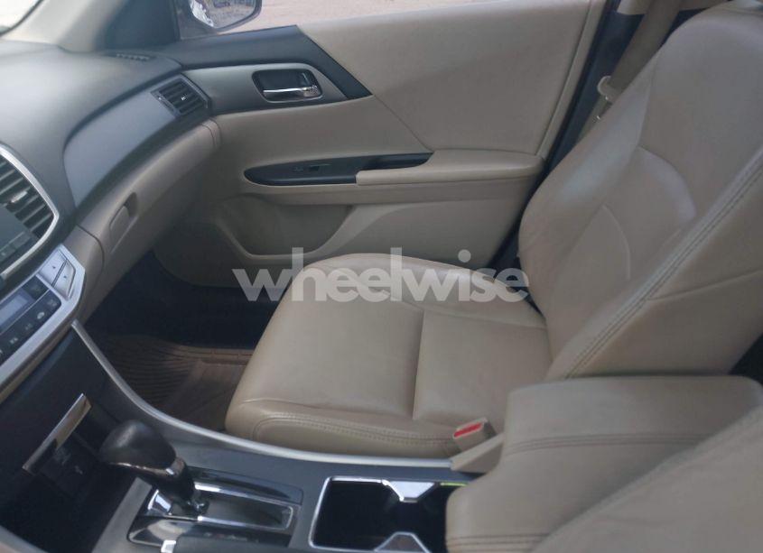 Photo 5 of 2013 Honda Accord LX (VIN 1HGCR2F36DA055425)