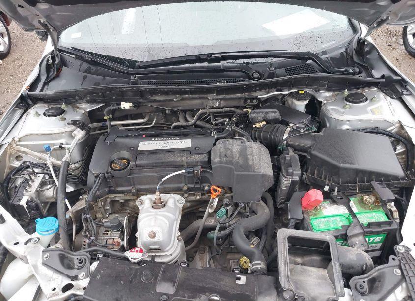 Photo 10 of 2013 Honda Accord LX (VIN 1HGCR2F36DA058308)