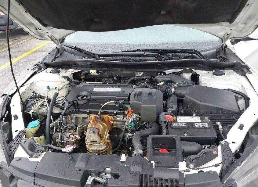 Photo 10 of 2013 Honda Accord LX (VIN 1HGCR2F36DA154164)