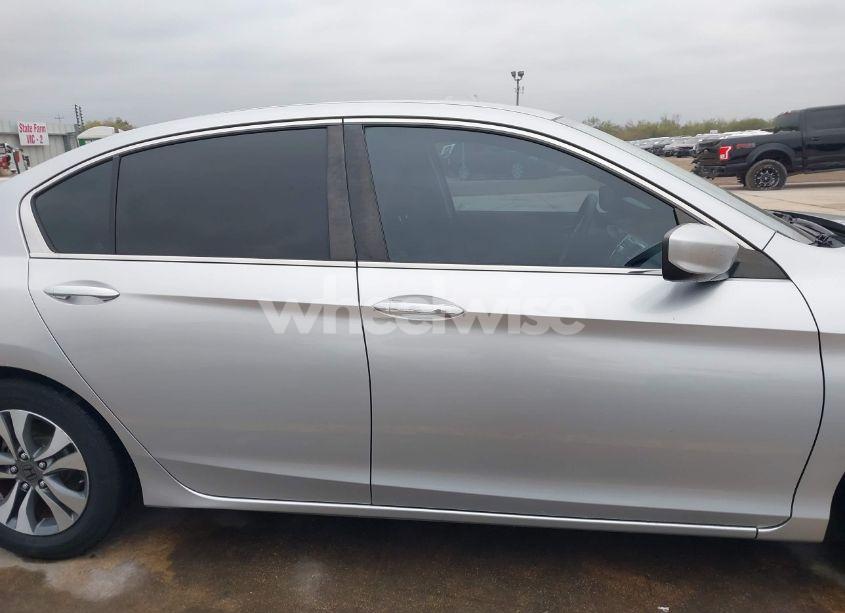 Photo 13 of 2013 Honda Accord LX (VIN 1HGCR2F36DA170557)