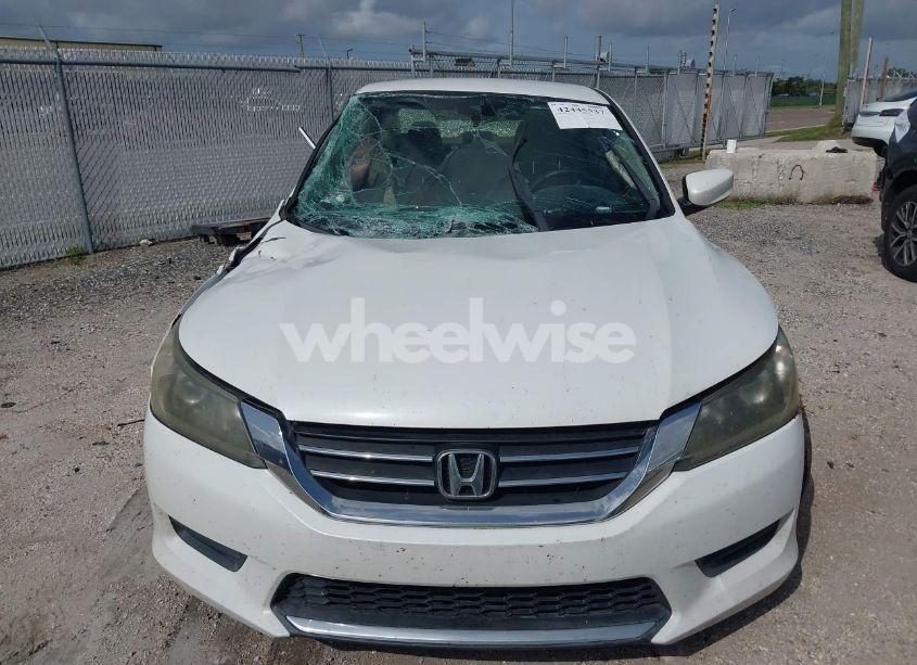 Photo 12 of 2013 Honda Accord LX (VIN 1HGCR2F36DA175385)