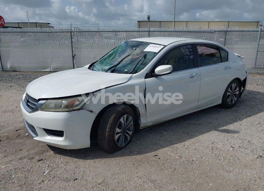 Photo 2 of 2013 Honda Accord LX (VIN 1HGCR2F36DA175385)