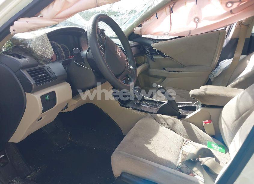 Photo 5 of 2013 Honda Accord LX (VIN 1HGCR2F36DA175385)