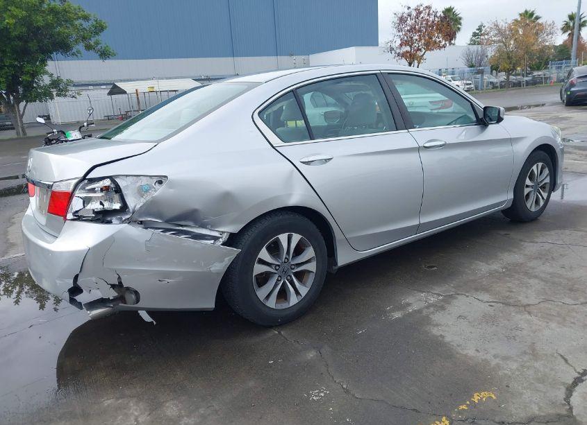 Photo 4 of 2013 Honda Accord LX (VIN 1HGCR2F36DA182126)