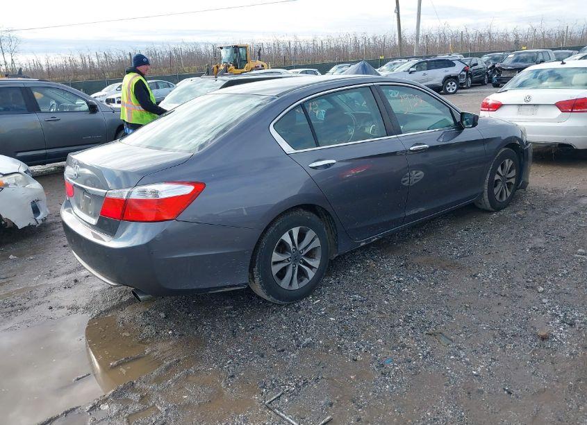 Photo 4 of 2013 Honda Accord LX (VIN 1HGCR2F36DA192400)