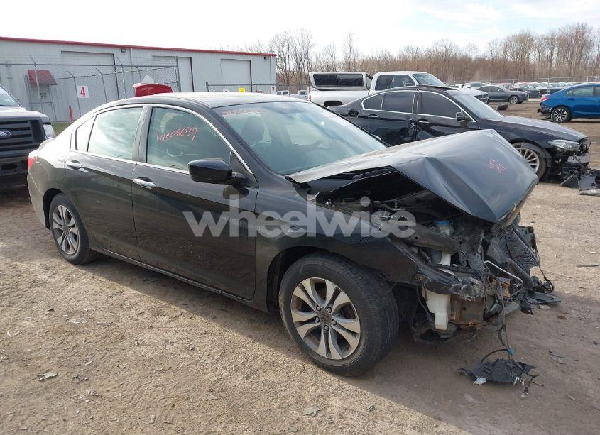 2013 Honda Accord LX (VIN 1HGCR2F36DA243152) main photo