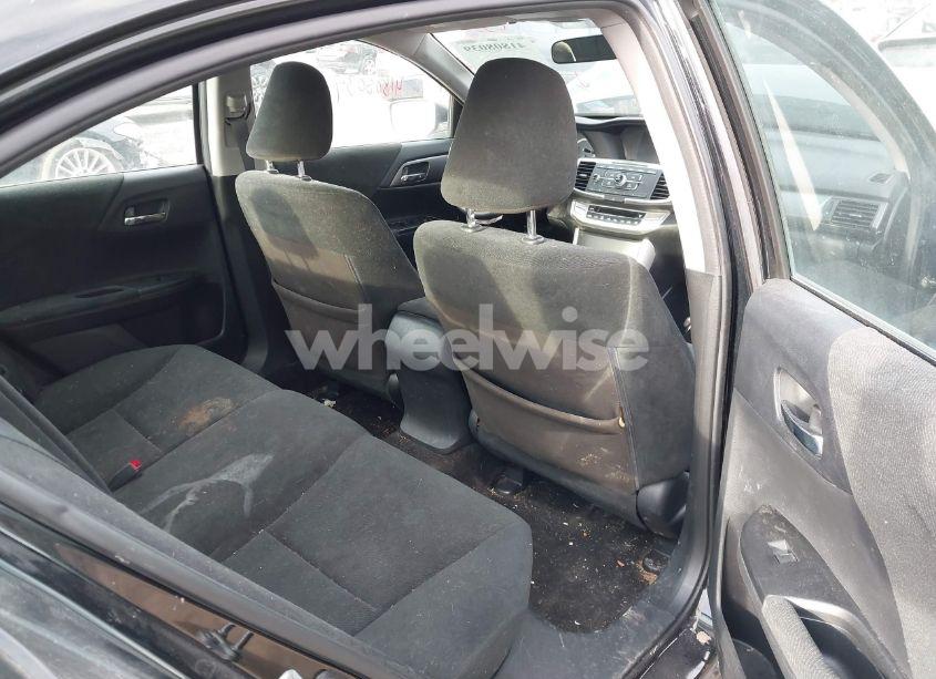 Photo 8 of 2013 Honda Accord LX (VIN 1HGCR2F36DA243152)