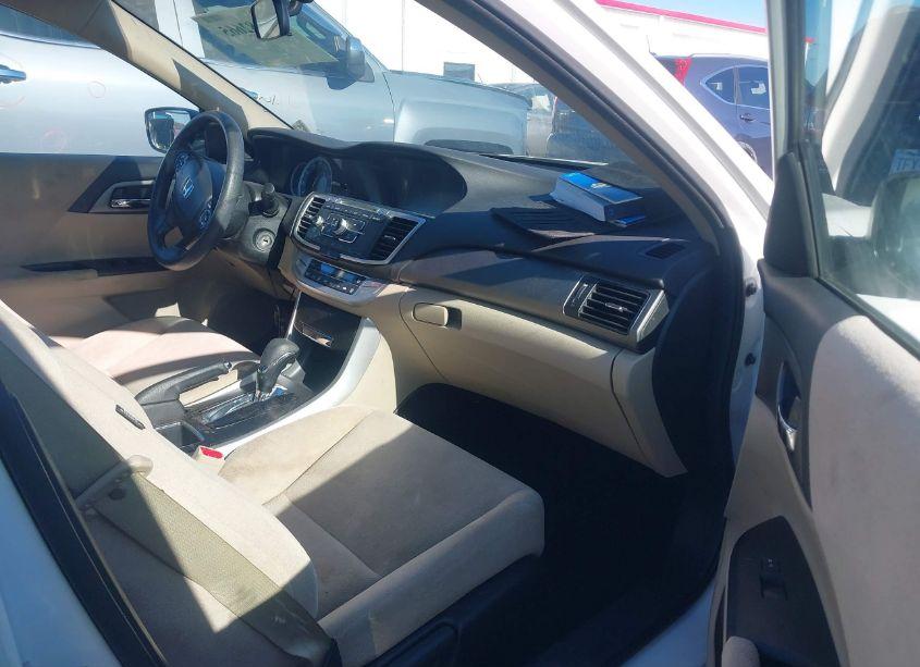 Photo 5 of 2013 Honda Accord LX (VIN 1HGCR2F36DA254636)