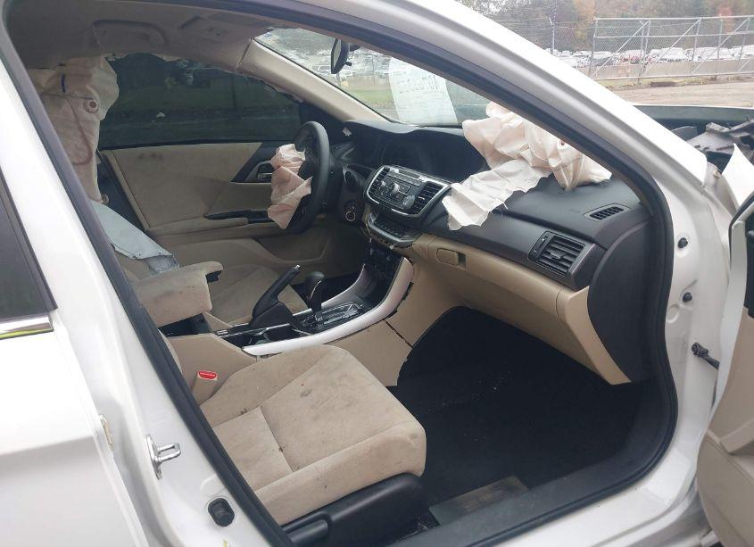 Photo 5 of 2013 Honda Accord LX (VIN 1HGCR2F36DA256774)