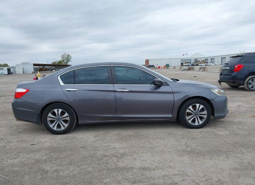 Photo 13 of 2014 Honda Accord LX (VIN 1HGCR2F36EA076521)