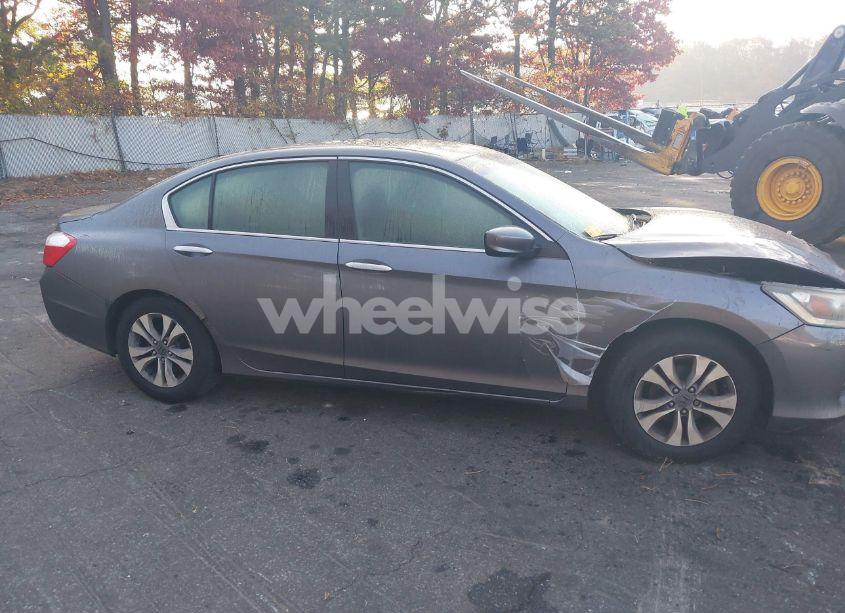 Photo 13 of 2014 Honda Accord LX (VIN 1HGCR2F36EA081797)