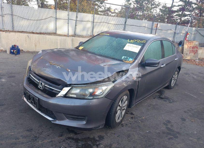 Photo 2 of 2014 Honda Accord LX (VIN 1HGCR2F36EA081797)