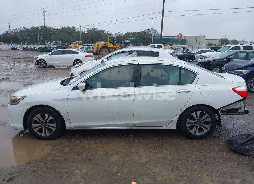 Photo 13 of 2014 Honda Accord LX (VIN 1HGCR2F36EA090175)