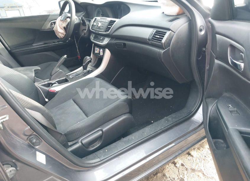 Photo 5 of 2014 Honda Accord LX (VIN 1HGCR2F36EA102096)