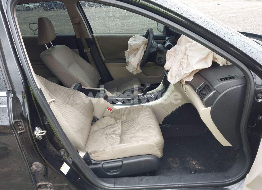 Photo 5 of 2014 Honda Accord LX (VIN 1HGCR2F36EA141285)