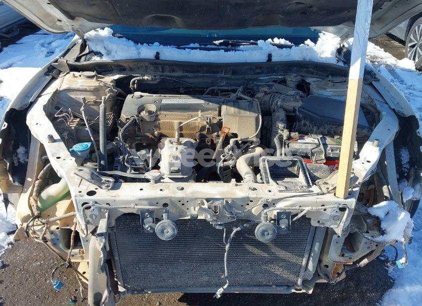 Photo 10 of 2014 Honda Accord LX (VIN 1HGCR2F36EA203588)