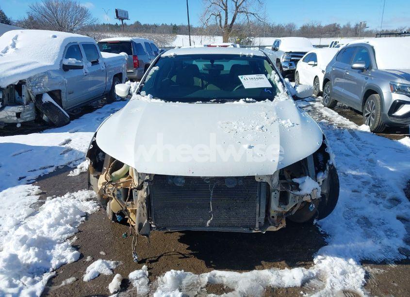 Photo 13 of 2014 Honda Accord LX (VIN 1HGCR2F36EA203588)