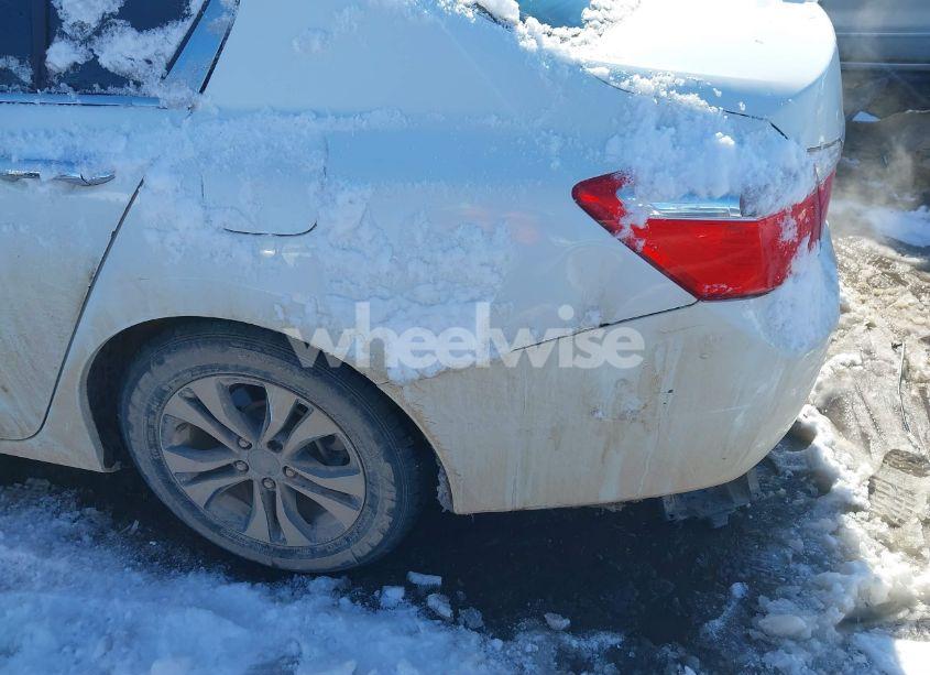 Photo 3 of 2014 Honda Accord LX (VIN 1HGCR2F36EA203588)