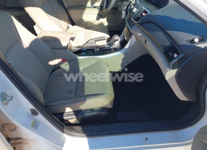 Photo 5 of 2014 Honda Accord LX (VIN 1HGCR2F36EA203588)