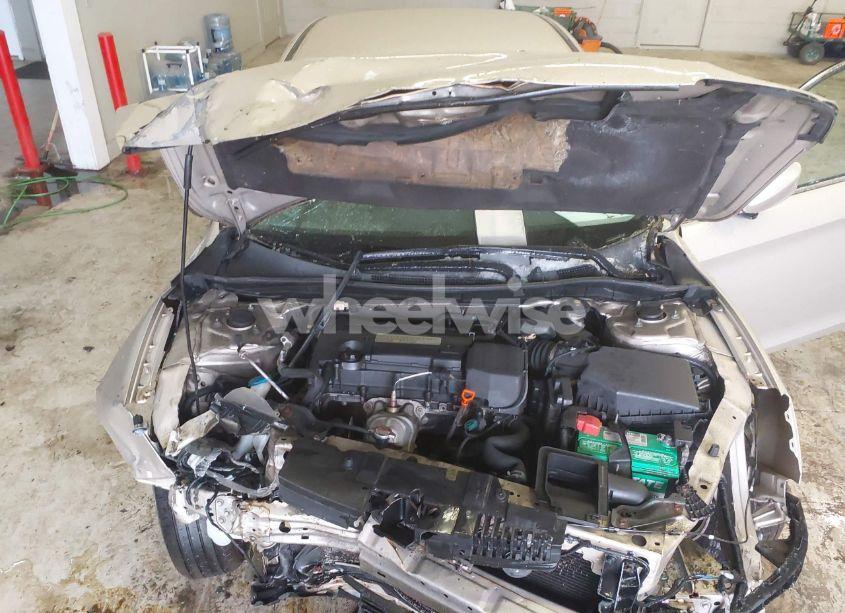 Photo 10 of 2014 Honda Accord LX (VIN 1HGCR2F36EA267811)