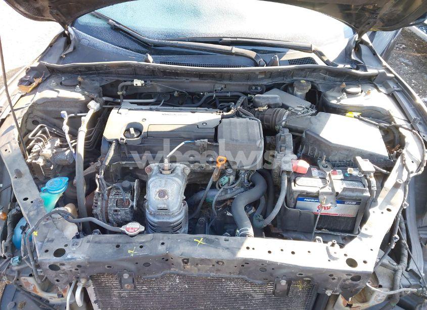 Photo 10 of 2014 Honda Accord LX (VIN 1HGCR2F36EA274323)