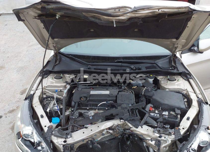 Photo 10 of 2014 Honda Accord LX (VIN 1HGCR2F36EA285533)
