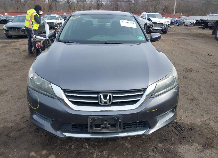 Photo 11 of 2015 Honda Accord LX (VIN 1HGCR2F36FA035792)