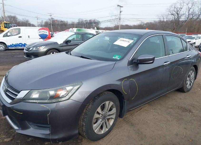 Photo 16 of 2015 Honda Accord LX (VIN 1HGCR2F36FA035792)