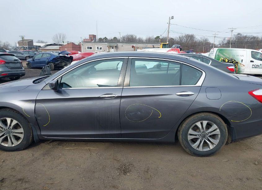 Photo 17 of 2015 Honda Accord LX (VIN 1HGCR2F36FA035792)