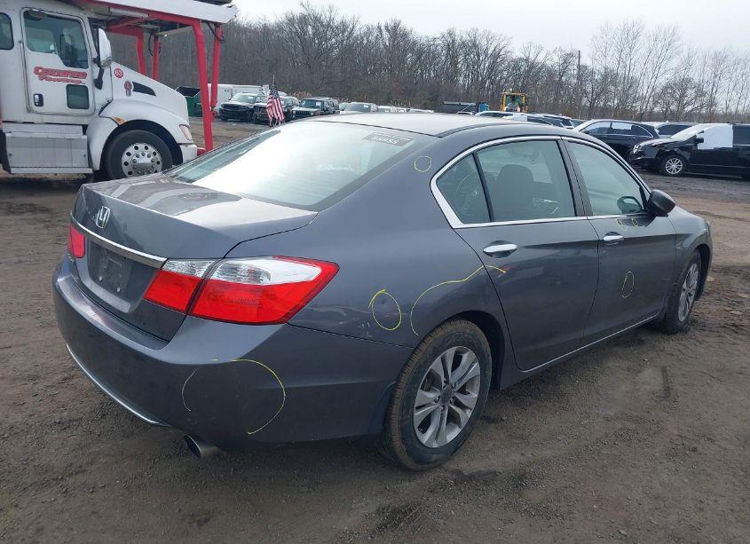 Photo 4 of 2015 Honda Accord LX (VIN 1HGCR2F36FA035792)