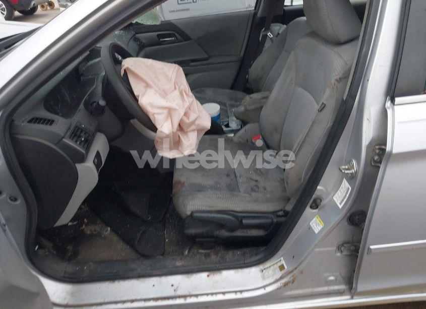 Photo 19 of 2015 Honda Accord LX (VIN 1HGCR2F36FA061230)