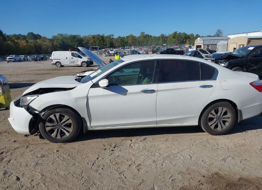 Photo 14 of 2015 Honda Accord LX (VIN 1HGCR2F36FA061857)