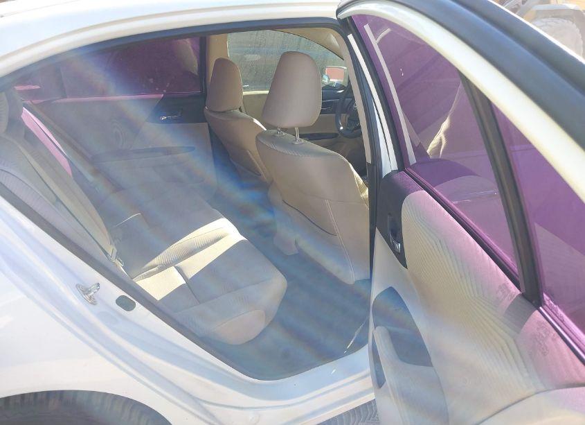 Photo 8 of 2015 Honda Accord LX (VIN 1HGCR2F36FA061857)