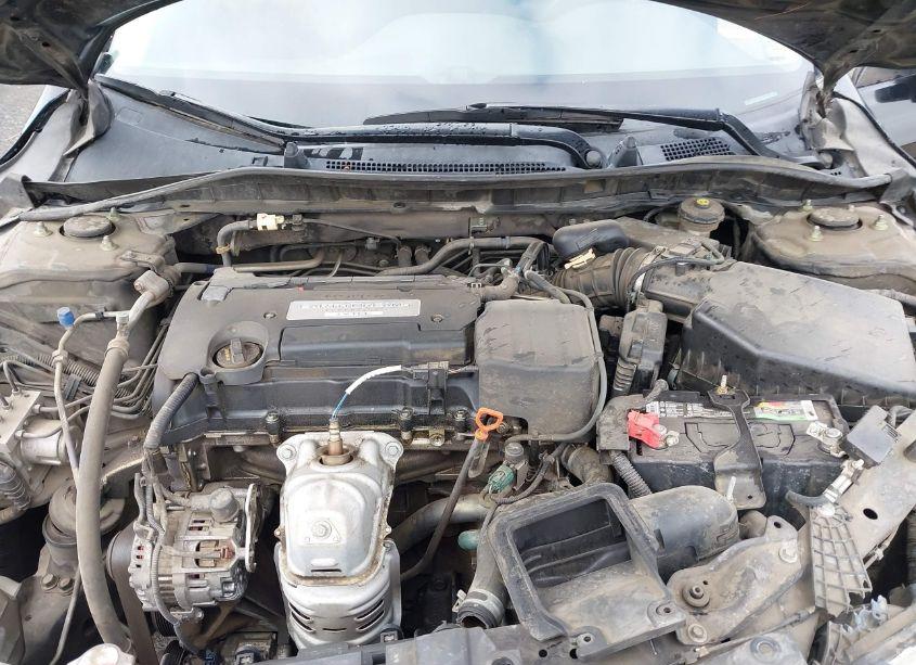 Photo 10 of 2015 Honda Accord LX (VIN 1HGCR2F36FA086144)